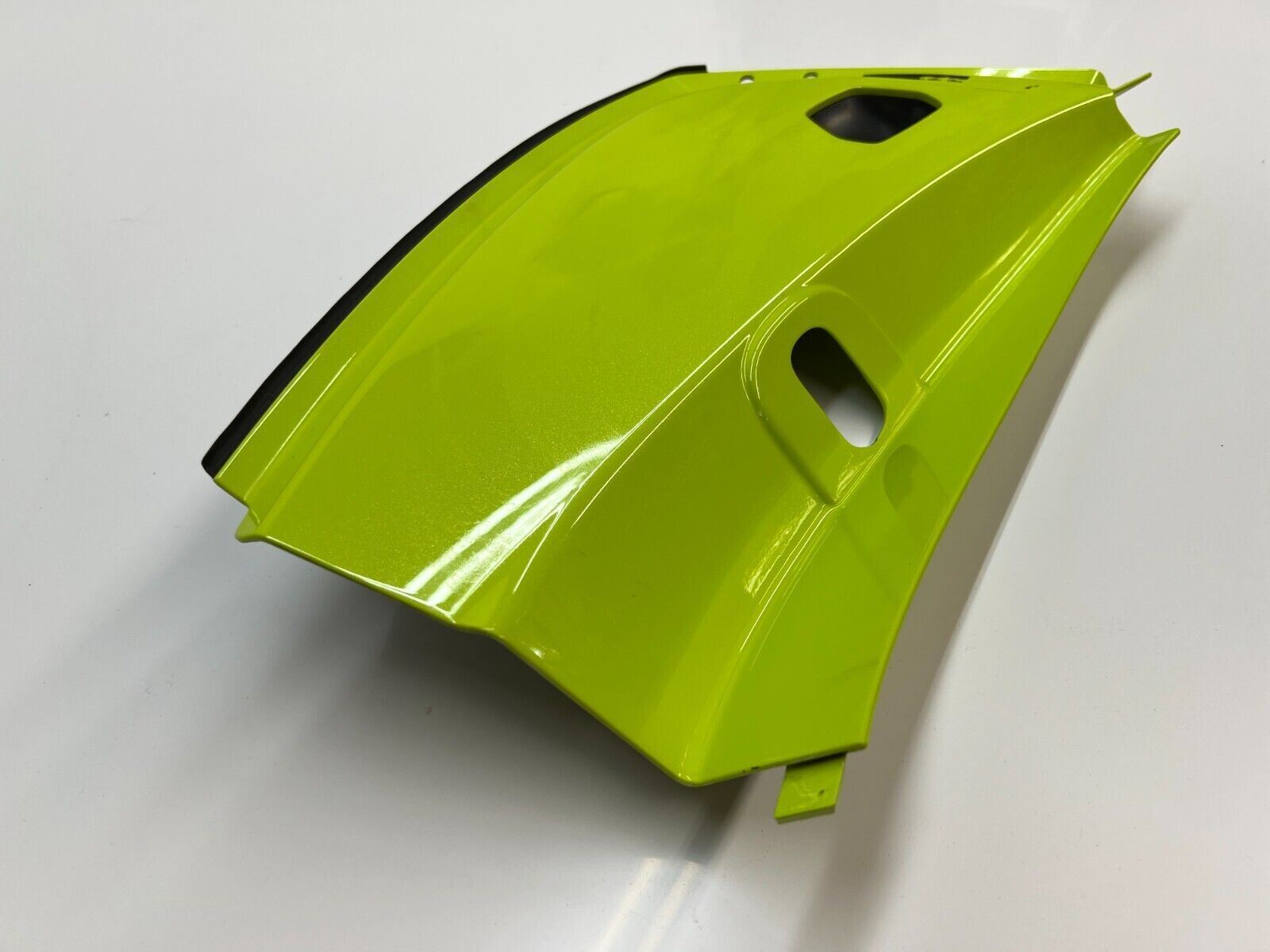 LAMBORGHINI HURACAN LP610 PASSENGER RIGHT RH DOOR JAM PANEL TRIM OEM 4T0853174A