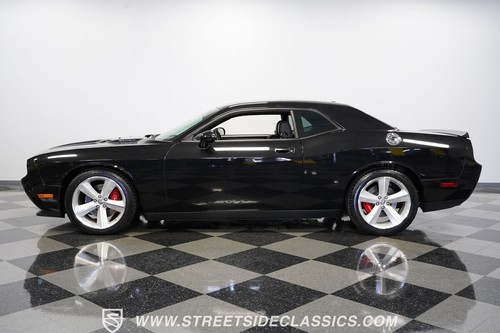 2008 Dodge Challenger SRT-8 First Edition - Picture 3 of 12