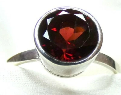 Granat Ring 925 Silber facettierter ca. 9 mm runder Edelstein Gr. 52 - 61 neu  - Bild 1 von 4