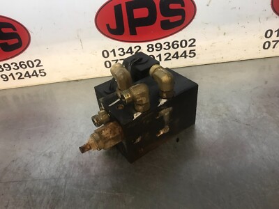 TCA13316 Hydraulik Hubventil / Krümmer X John Deere 2500 / Yanmar...120£ + MwSt