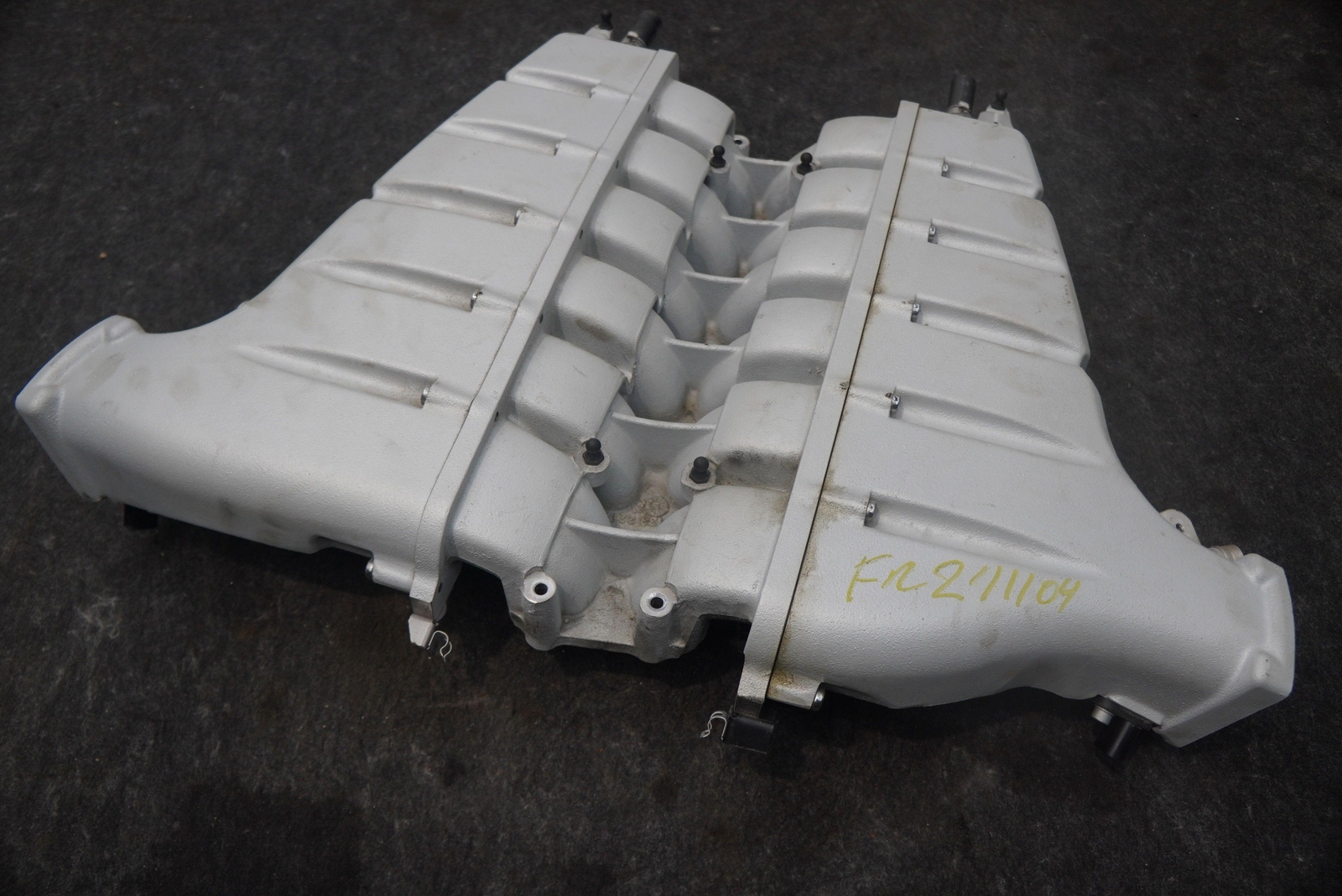 Engine Air Intake Manifold 07C133185BS OEM Bentley Flying Spur 2006-13+ GT GTC