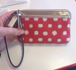 coach double zip wallet in signature fabric