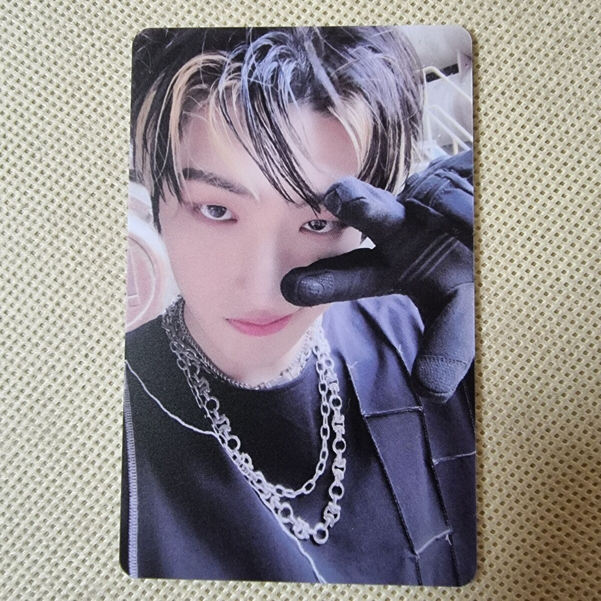 ATEEZ OFFICIAL THE WORLD EP.1:MOVEMENT Album SOUND WAVE ATEEZ OFFICIAL THE WORLD EP.1:MOVEMENT Album SOUND WAVE