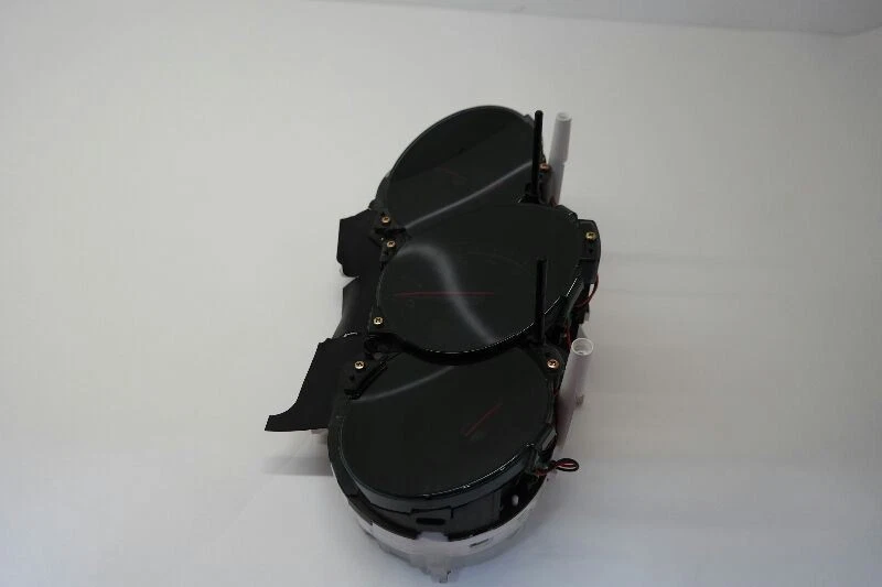 04-06 Mazda RX8 1.3L Velocímetro Cluster Transmisión Automática Foto 3 de 4