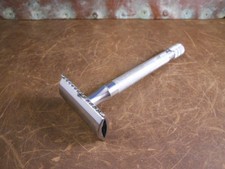 Rasoio da barba vintage Merkur 23C manico lungo cromato di sicurezza Solingen Germania