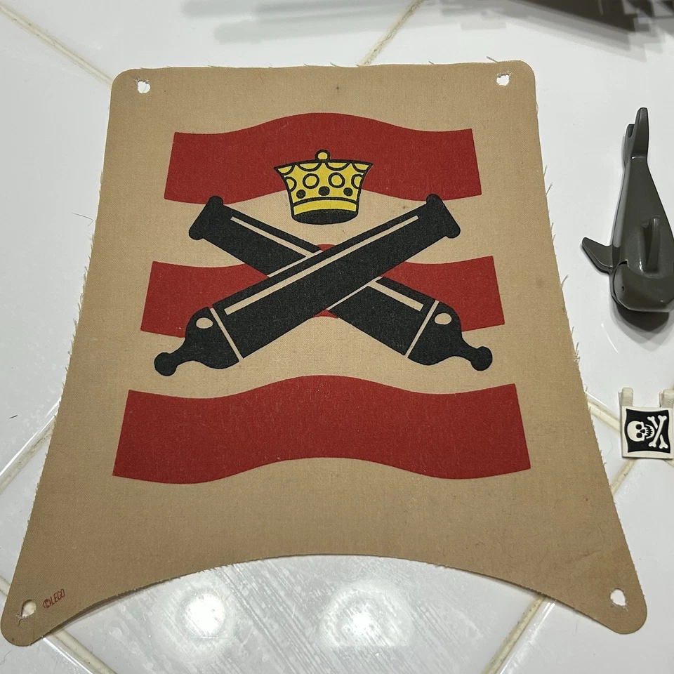 Lego Pirates 6271 Imperial Flagship Set - Image 2 of 4