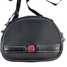 Wenger Swiss Army The Trend Black Nylon Dual Zip Top Camera Bag WA-7888-02