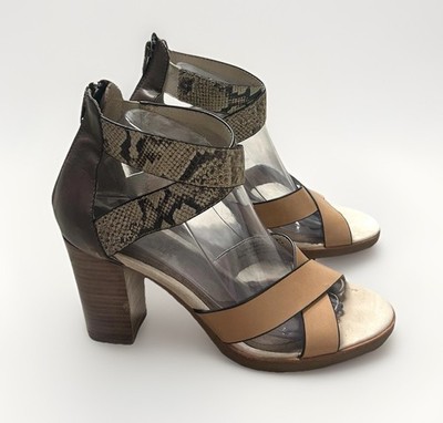Tommy Bahama Sandals Women 8B Lavina Block Heel Snakeskin Leather Trendy Resort