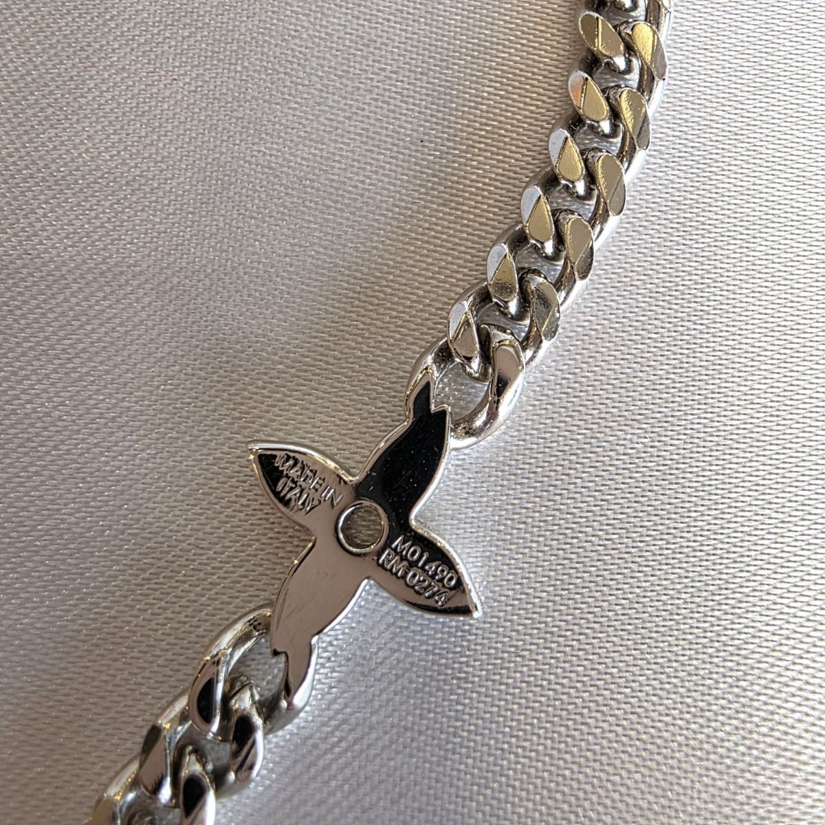 LOUIS VUITTON Monogram Raw Logo Kihei M01490 Metal Chain Necklace Silver Pouch thumbnail 10