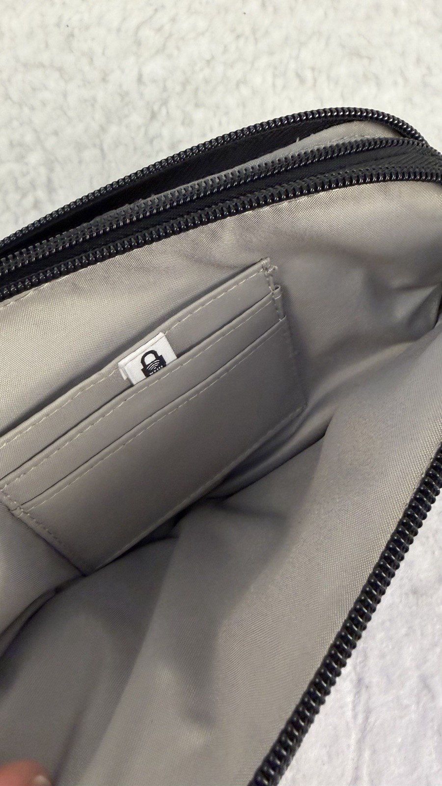 Baggallini Double Zip Black Medium Crossbody Bag … - image 10