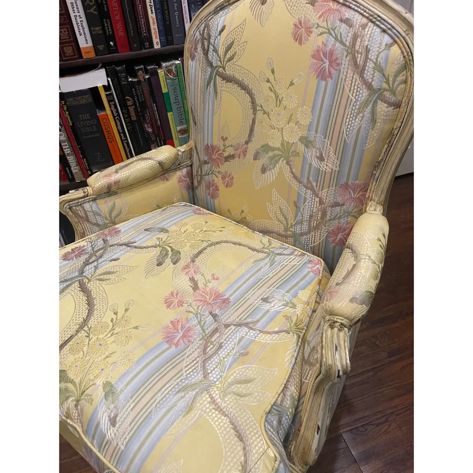 19th Century French Louis XV Bergere Arm Chair in a Fine Floral Upholstery - Image 2 of 4