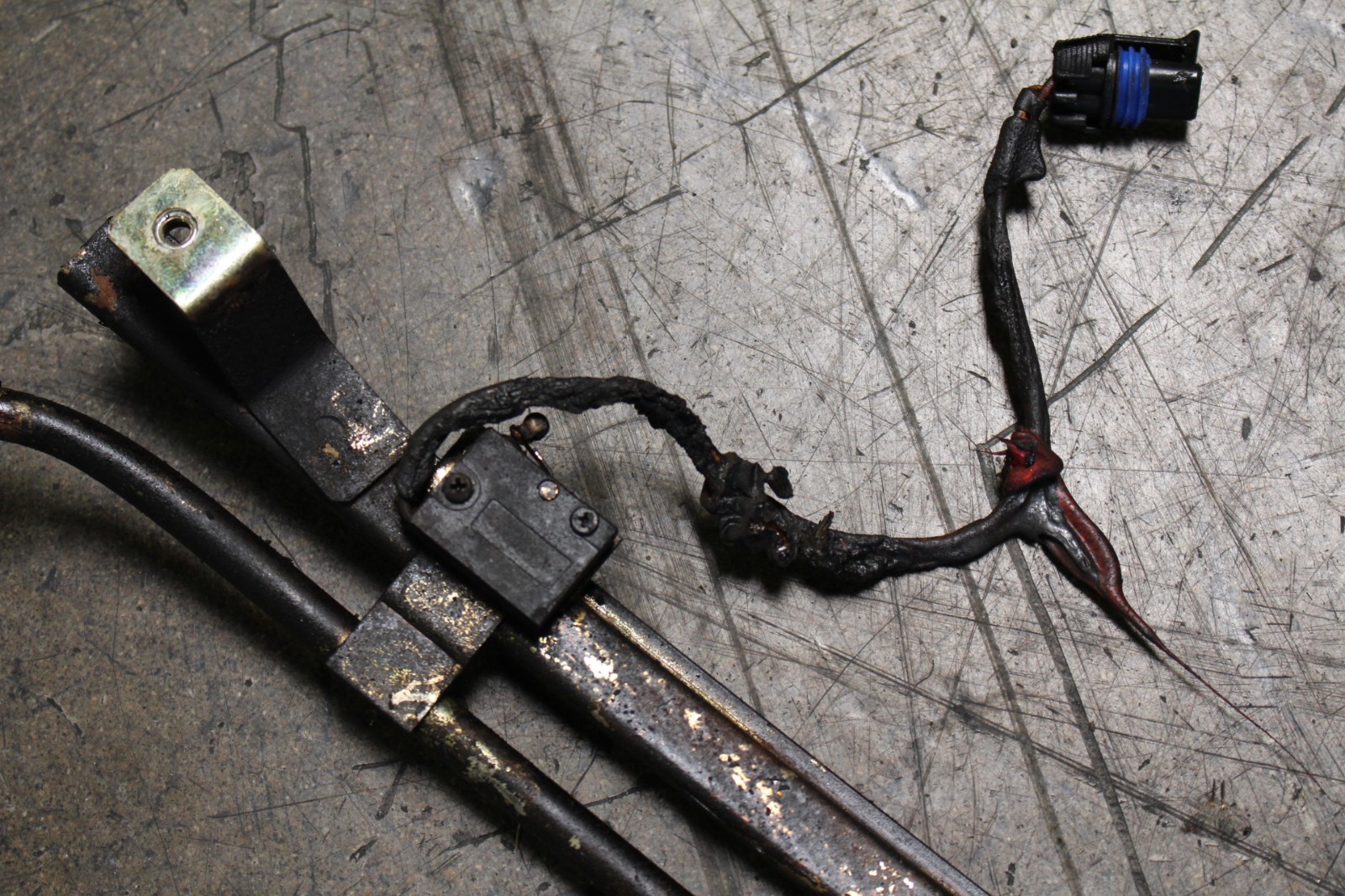 Ferrari F355 LEFT Window regulator P/N 63645300