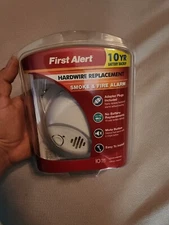 First Alert Hardwired Smoke & Fire Alarm w/ Battery 10yr Battery Backup, New!