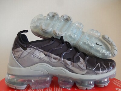 vapormax plus black wolf grey