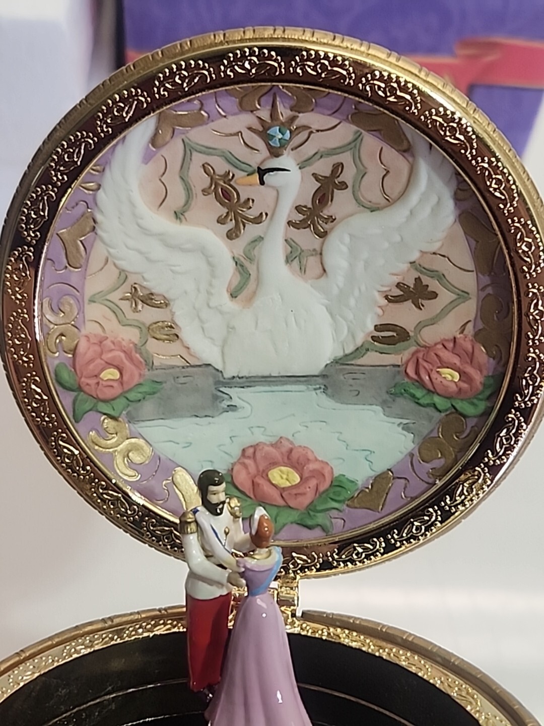 san-francisco-music-box-company-anastasia-alexandra-and-nicholas-hinged