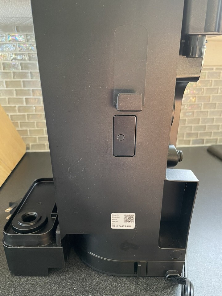 Ninja Dual Brew Coffee Maker, CFP300 Main Unit FOR PARTS ONLY Read