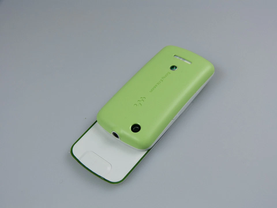 Sony Ericsson W100i Schwarz! Ohne Simlock! Neu & OVP! RAR! Selten! Unbenutzt! - Bild 4 von 4