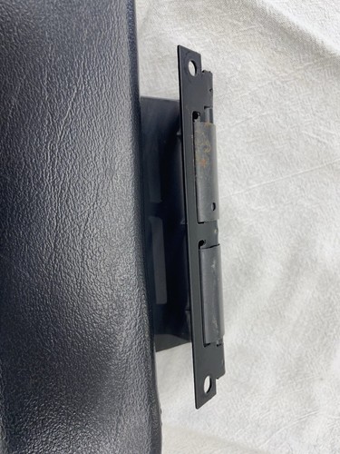 OEM GM 94-96 Corvette C4 Door Panel Arm Rest Lid and Hinge PASSENGER RH R Side - Picture 12 of 20