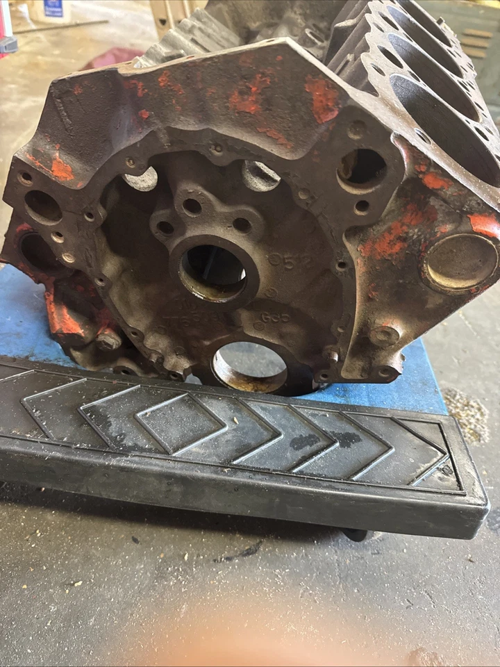 SBC 400ci Chevy 509 Fundición Alto Contenido de Níquel Bloque Desnudo 2 Pernos Diámetro Estándar Foto 3 de 4