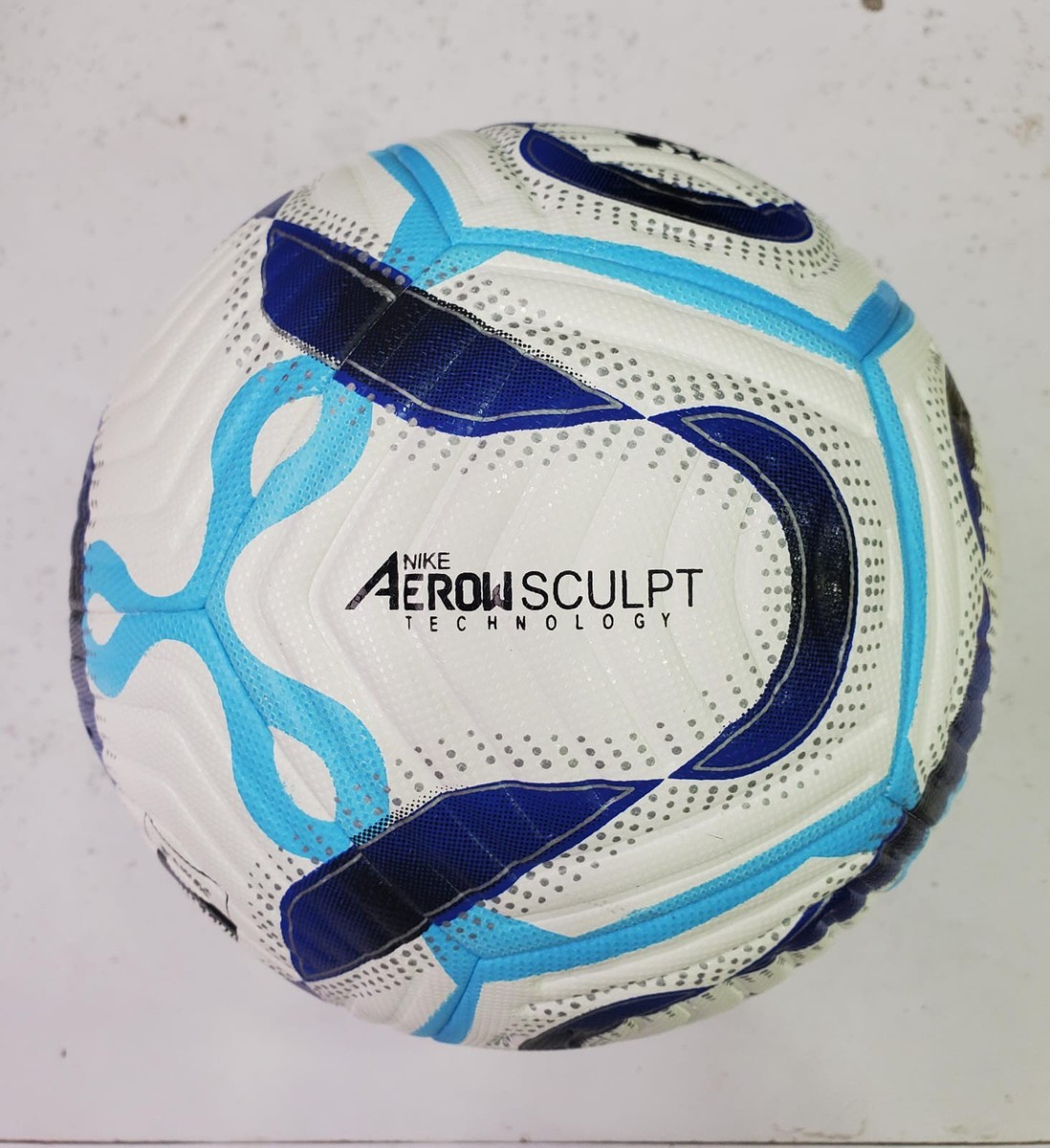 balon nike aerow sculpt