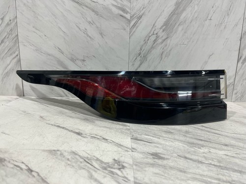 2024 LAND ROVER RANGE ROVER EVOQUE TAILLIGHT OEM LEFT DRIVER SIDE R8D2-13405-B - Picture 2 of 15