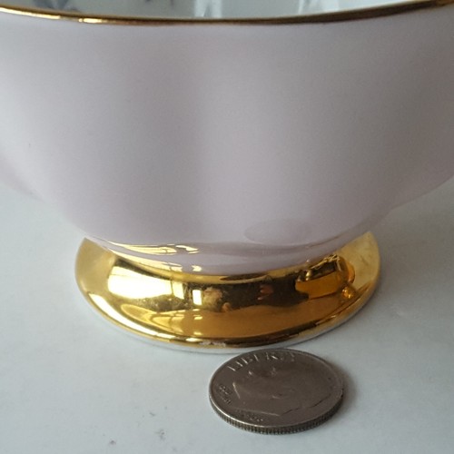 Royal Albert England Avon Teacup & Saucer. Pink Cup & Roses. Gray Stems. Gold - Picture 5 of 15