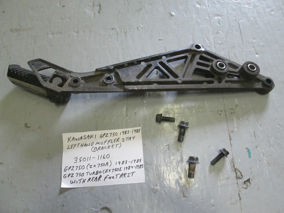 SOPORTE SILENCIADOR IZQUIERDO KAWASAKI GPZ750 (ZX750A) 35011-1160 + CLAVIJA Foto 4 de 4
