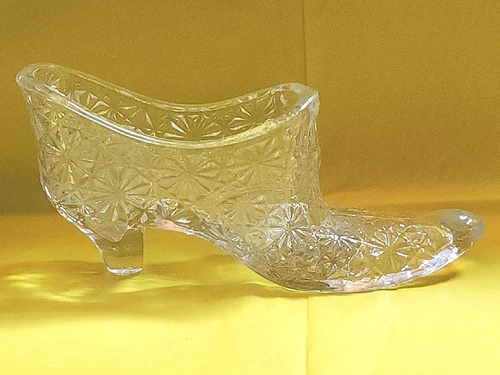 Clear Glass Daisy And Button Pattern Shoe Figurine- Fenton?