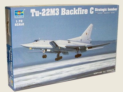 Tu-22M3 Backfire C Strategic Bomber / 1:72 - Trumpeter / 01656