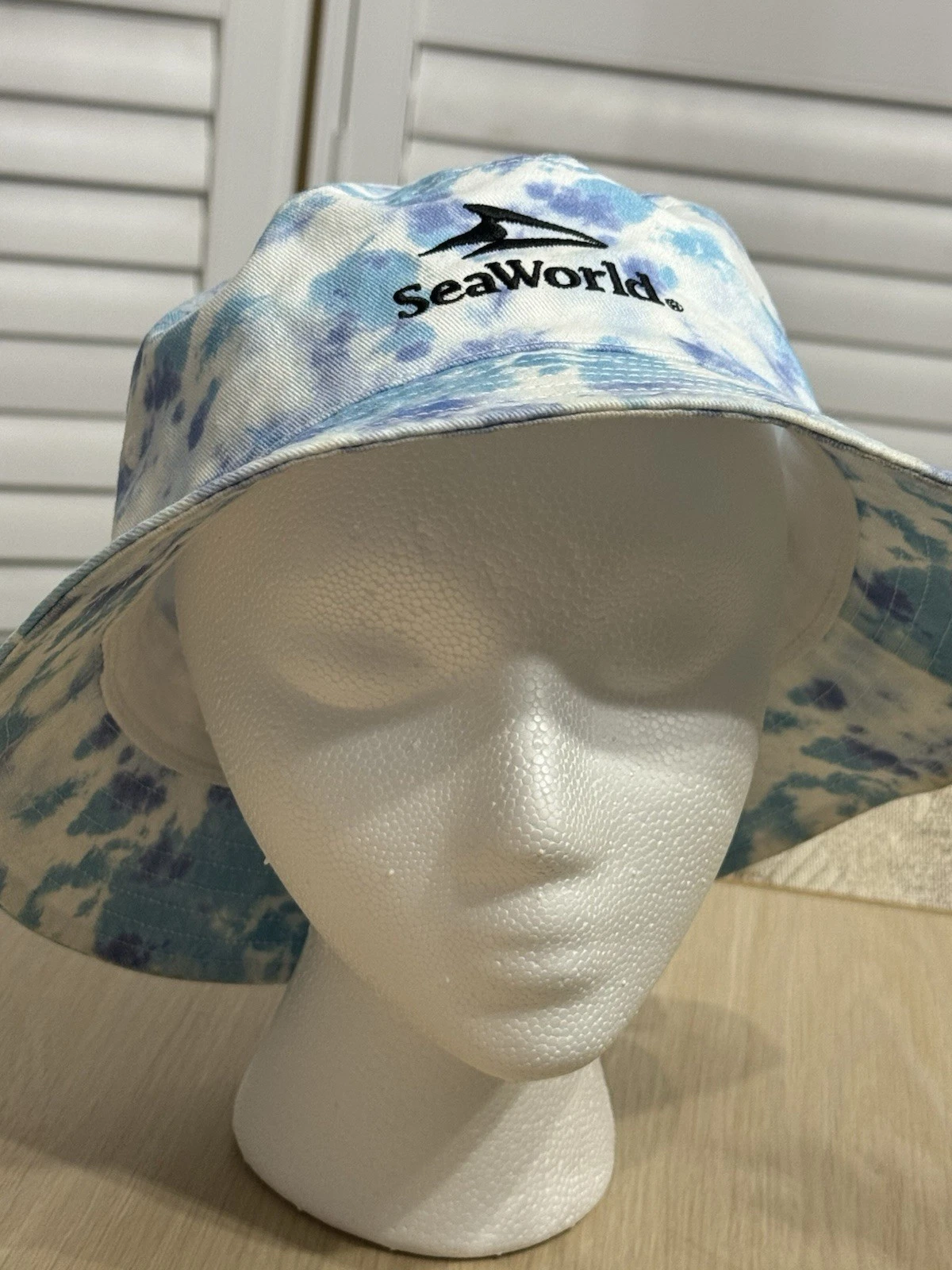 SeaWorld Vintage Bucket Hat Blue Sun Cap Adult One Size Embroidered