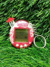 Tamagotchi Connection v5.5 Familtchi Celebrity Red Stars 2004 Key Chain English