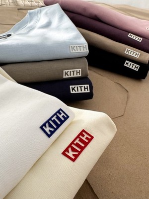 Kith Simple Flocked Small Box Logo Loose Neck Solid Color Short Sleeve Couple