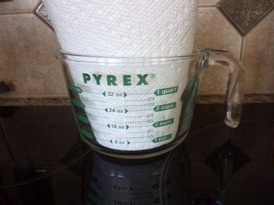 VINTAGE PYREX 4 Cups - 1 QUART GREEN LETTERING GLASS MEASURING CUP CORNING USA