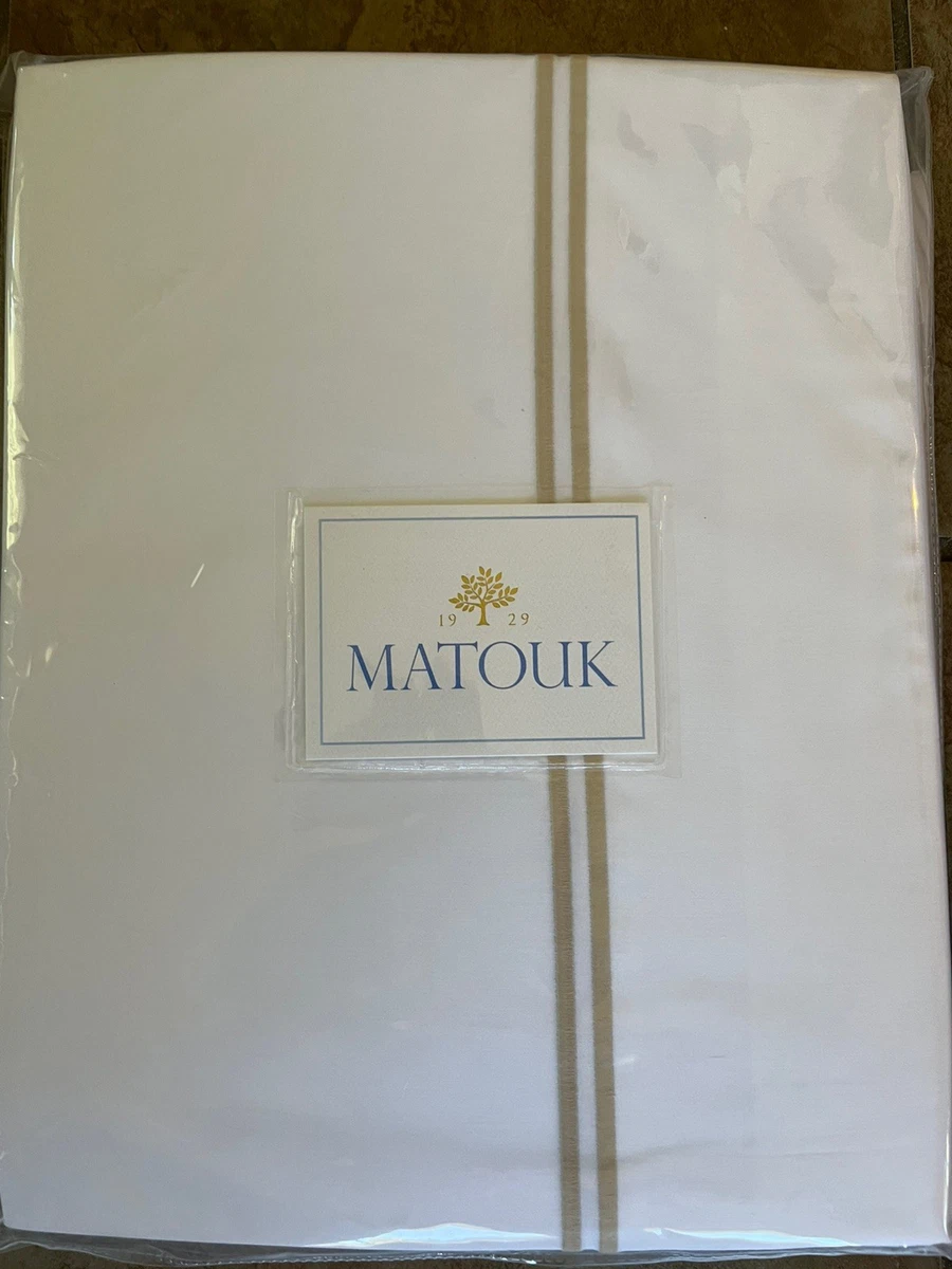 Juego de sábanas blancas Matouk Queen Santino con 2 líneas champán (beige)