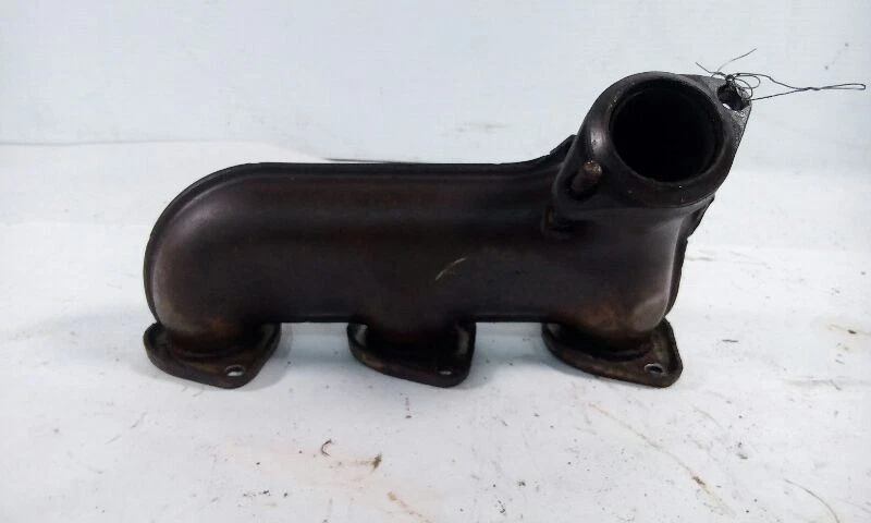 Левый выпускной коллектор для седана Mercedes C класса C240 01–05 годов выпуска тип 203 - Изображение 3 из 3