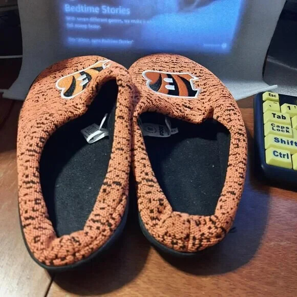 SAOLA Ciabatta Cincinnati Bengals NFL Poly Knit suola coppa taglia S (7 8) PreLoved ottima