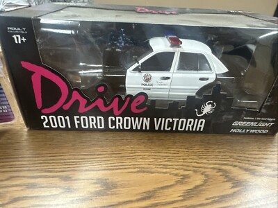 GREENLiGHT HOLLYWOOD DRIVE MOVIE FORD CROWN VICTORIA DIECAST