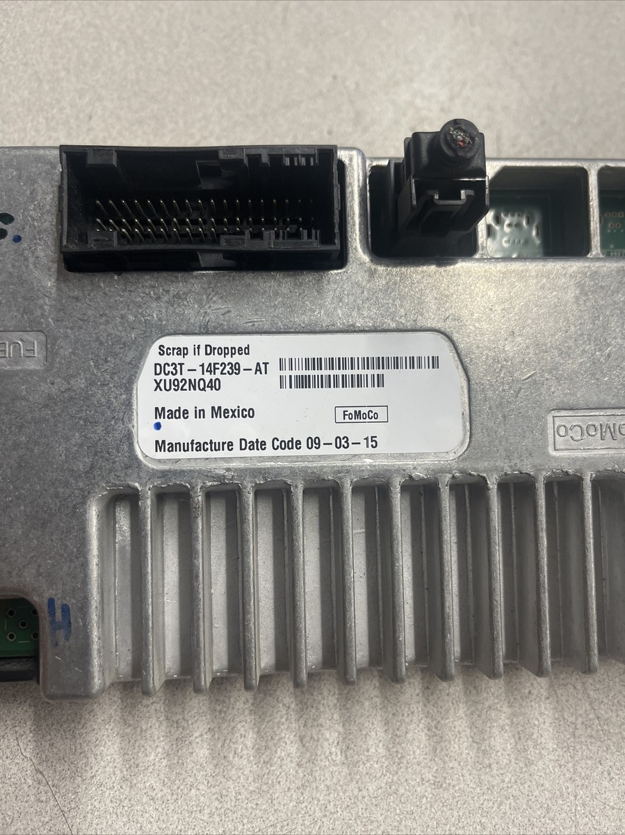 2013 - 2017 Lincoln MKZ Sync 3 APIM Radio Module OEM DC3T-14F239