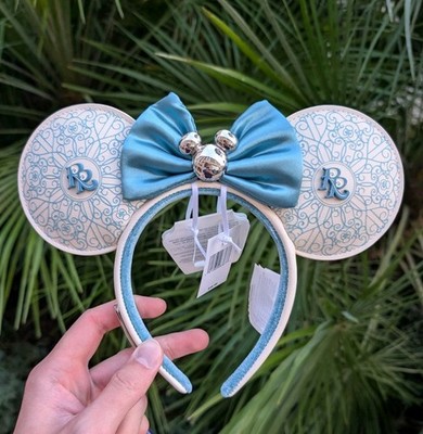 NEW?Disney Parks 2026 Riviera Resort Mickey Minnie  display picture 2