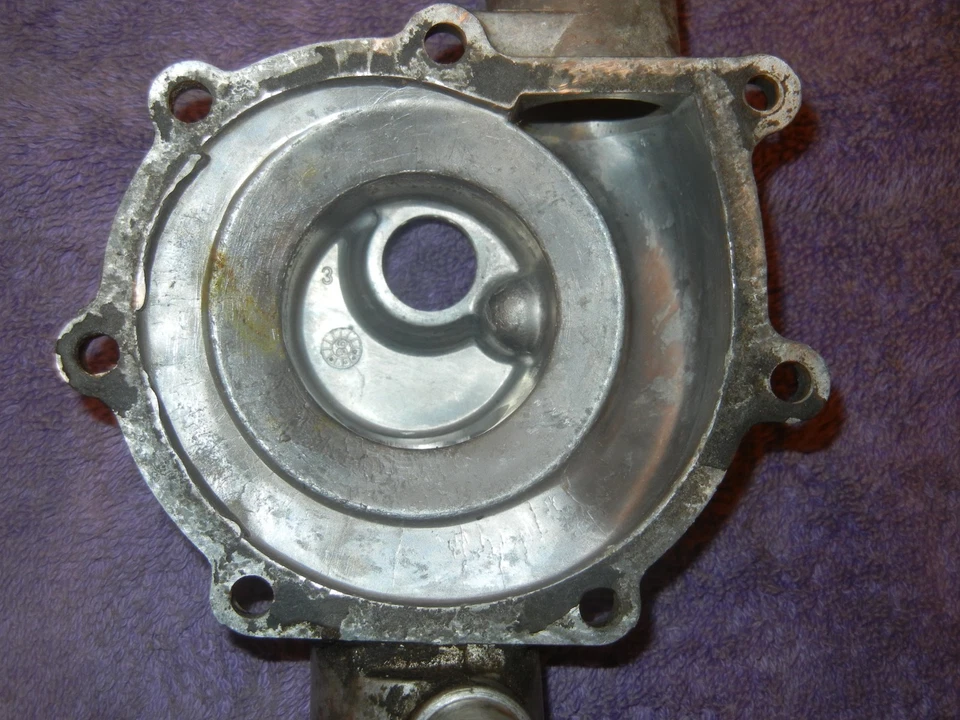 SAAB Water Pump Housing 9187691 NG 900 94 - 98 9-3 99-2003 9-5 99- 2009 4 Cyl - Image 4 of 4