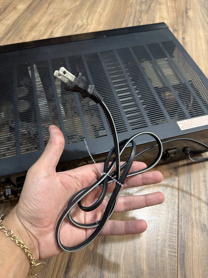 JVC RX-318 FM/AM Vintage 2 channel Stereo Receiver no remote Tested Works - Image 4 of 4