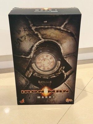 Hot Toys Iron Man Mark I 1/6 12