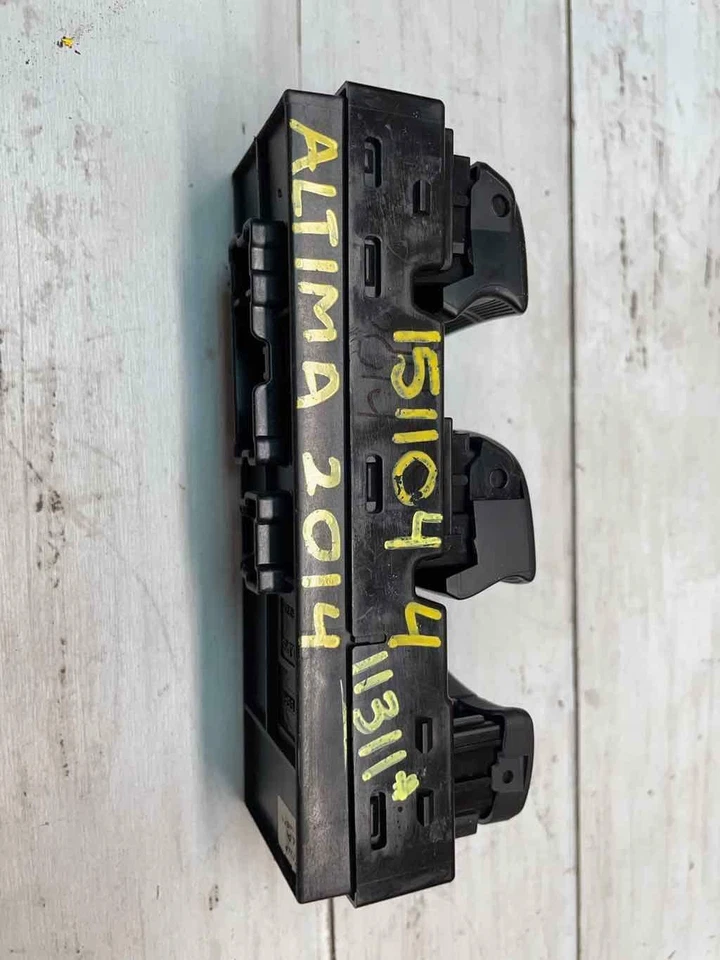 2013 2018 NISSAN ALTIMA DRIVER'S MASTER WINDOW SWITCH ASSY OEM 254013TA4A - Image 4 of 4