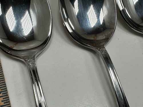 Versailles by MSI Japan Stainless Table Serving Spoons Flatware NOS Box Vintage - Picture 4 of 24