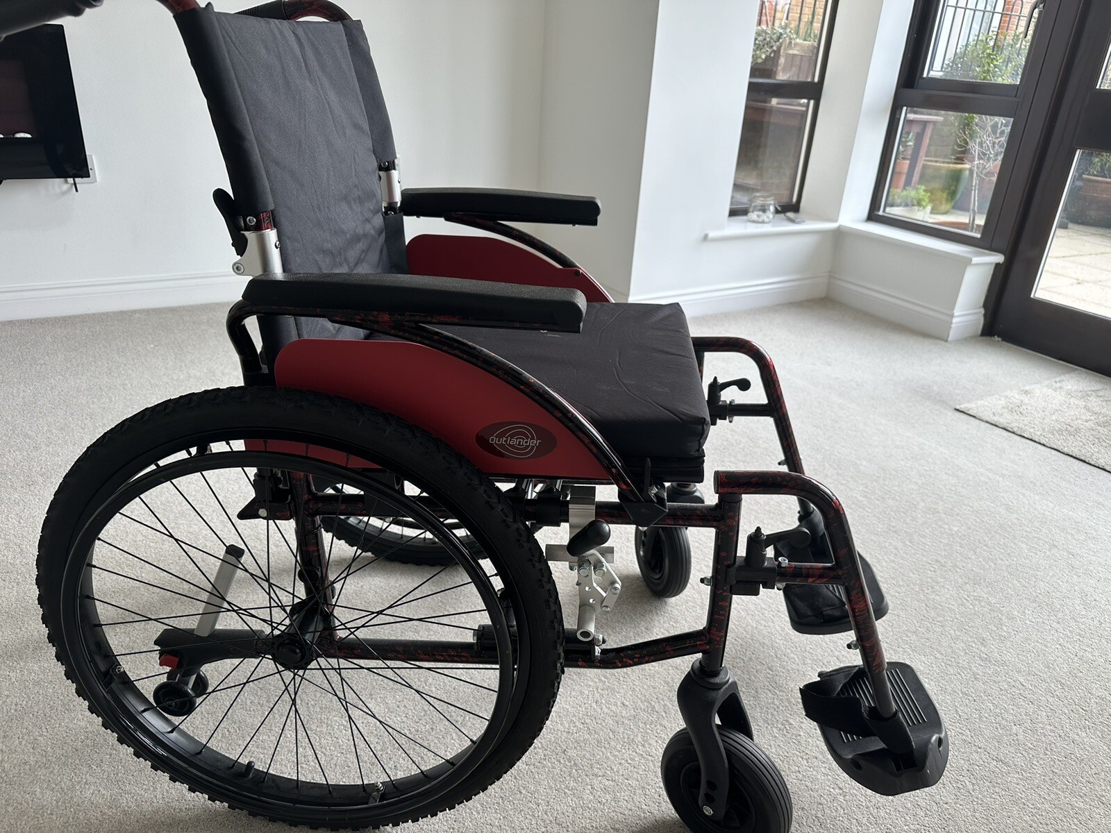 OUTLANDER AllTerrain Folding Self Propelled Wheelchair with Bag & New