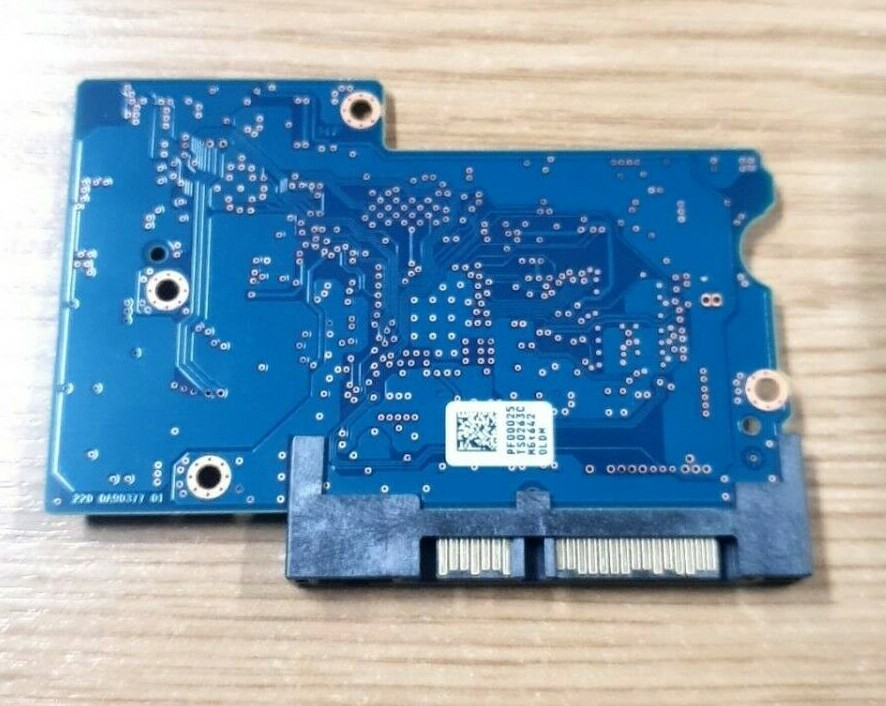 Toshiba HDD PCB hard drive circuit board 500GB 5V,12V 420mA Toshiba HDD PCB hard drive circuit board 500GB 5V,12V 420mA