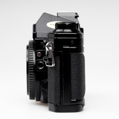 *SERVICED & TESTED* Canon AE-1 Black Body w/ BOX Classic 35mm Film Camera FD SLR - Photo 8 sur 19