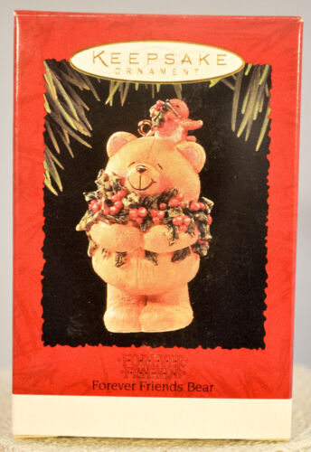 Hallmark - Forever Friends Bear - Andrew Brownsword - Classic Ornament - Picture 1 of 8