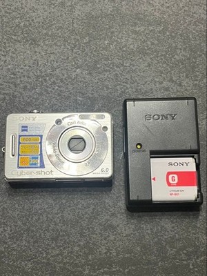 Sony Cyber-shot DSC-W90 6.0MP Compact Digital Camera Carl Zeiss