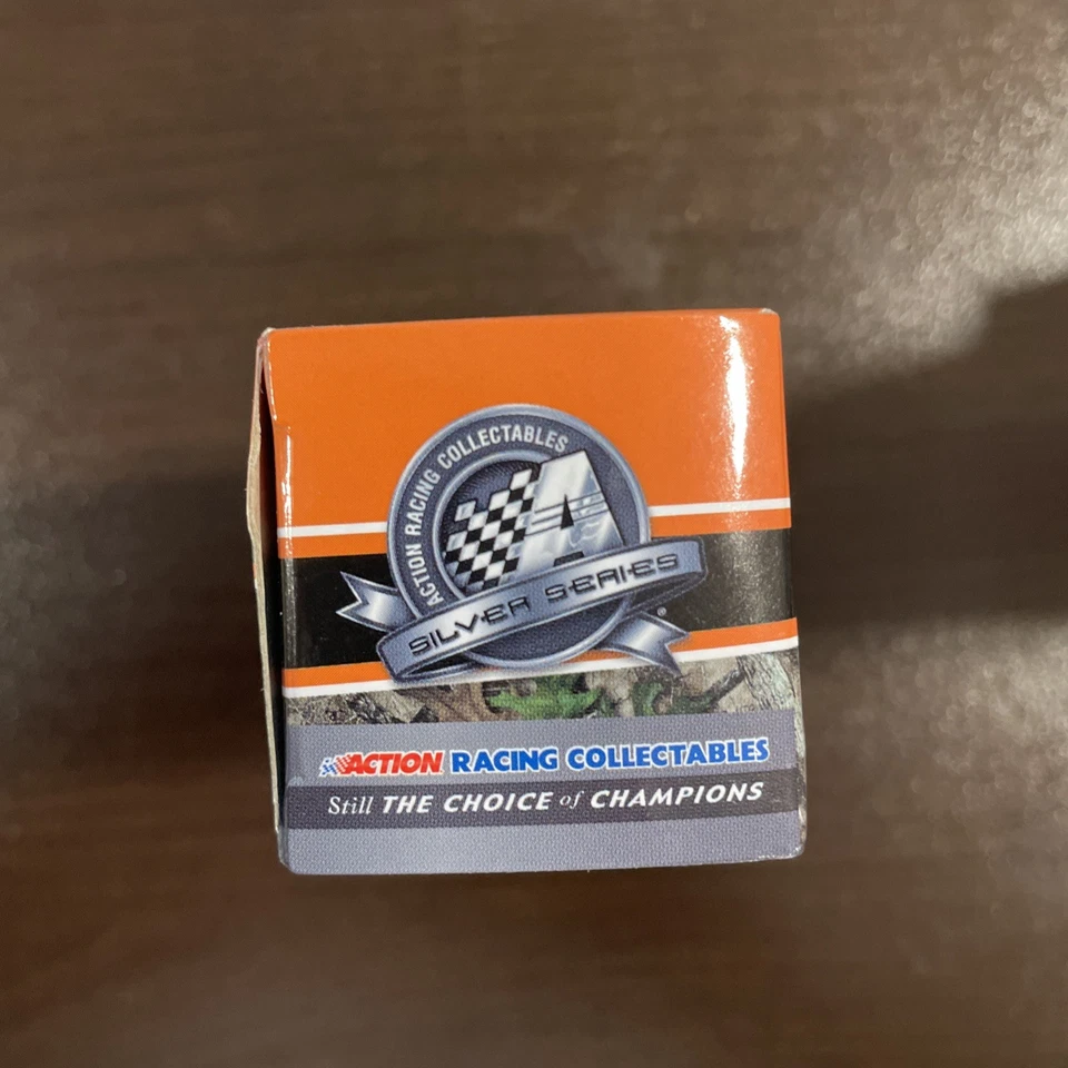 NASCAR Bristol 1/64 2017 Food City 300 Bass Pro Shops Program Car Diecast - Image 2 of 4